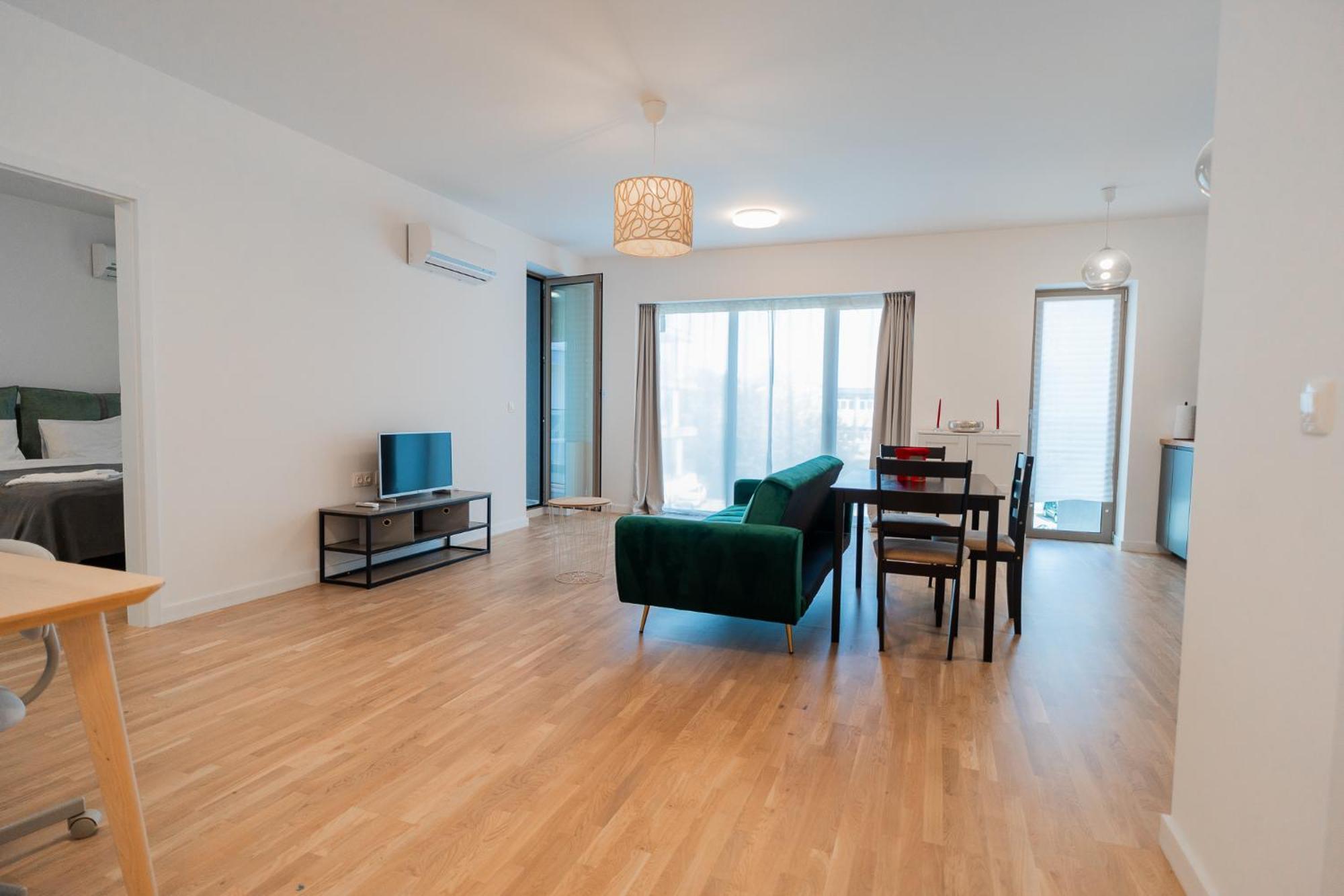 Lagoon Park Apartments With Beach View Bukares Bagian luar foto