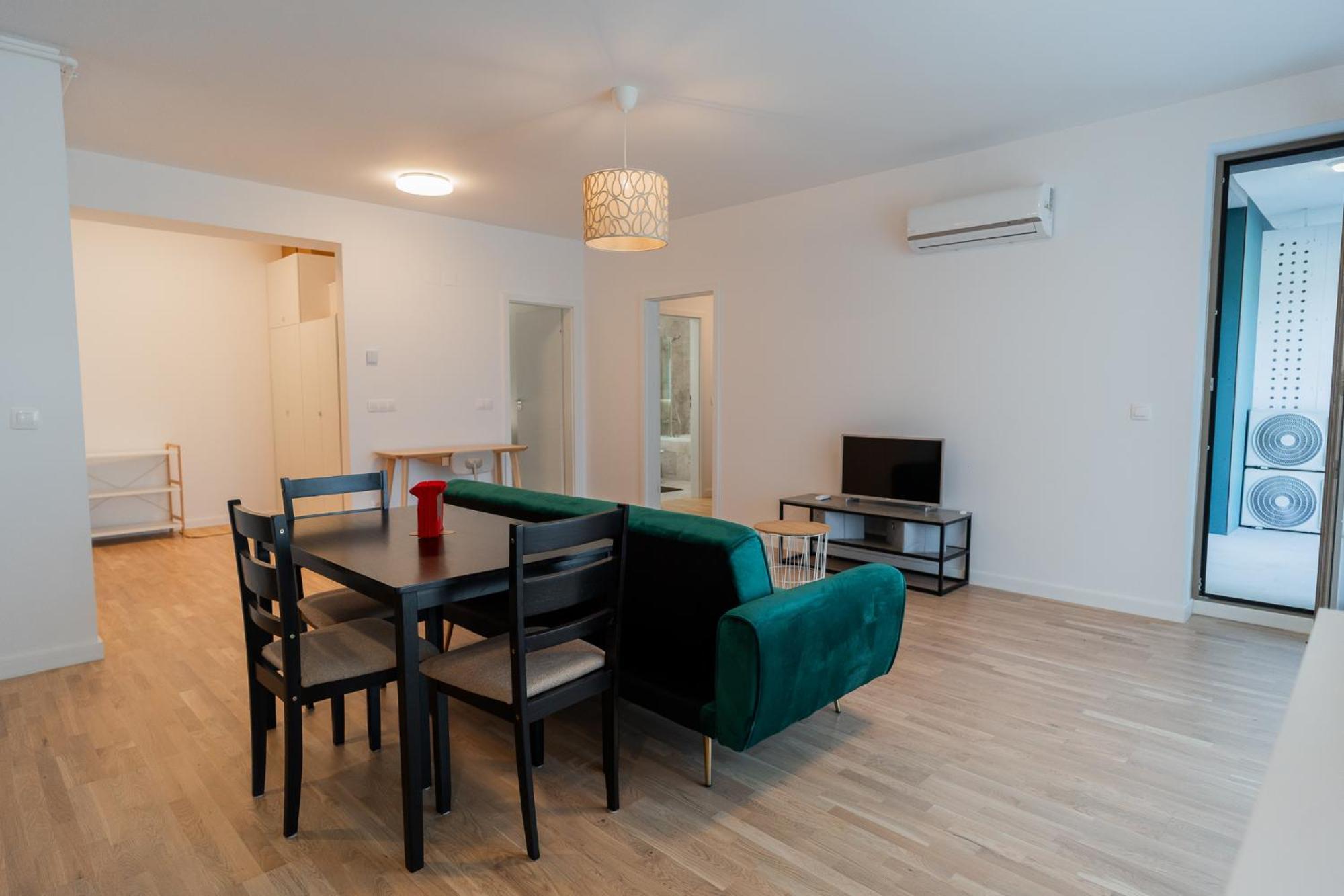 Lagoon Park Apartments With Beach View Bukares Bagian luar foto
