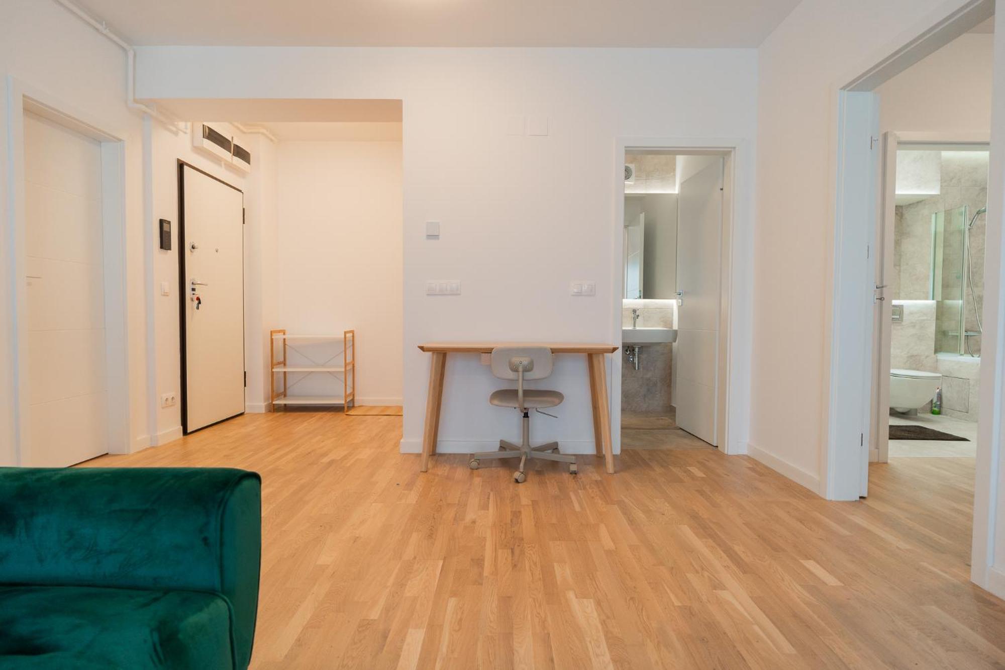 Lagoon Park Apartments With Beach View Bukares Bagian luar foto
