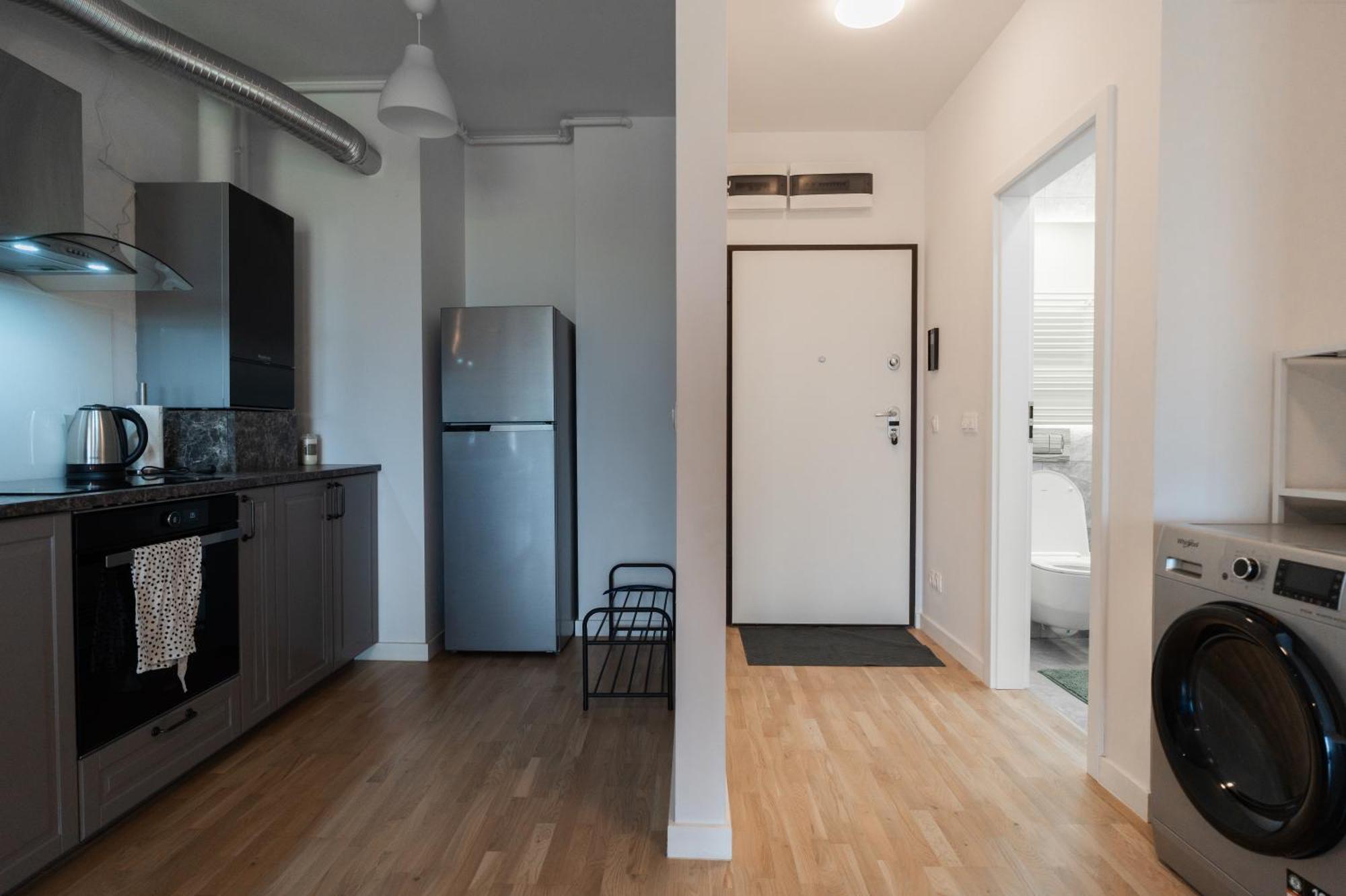 Lagoon Park Apartments With Beach View Bukares Bagian luar foto